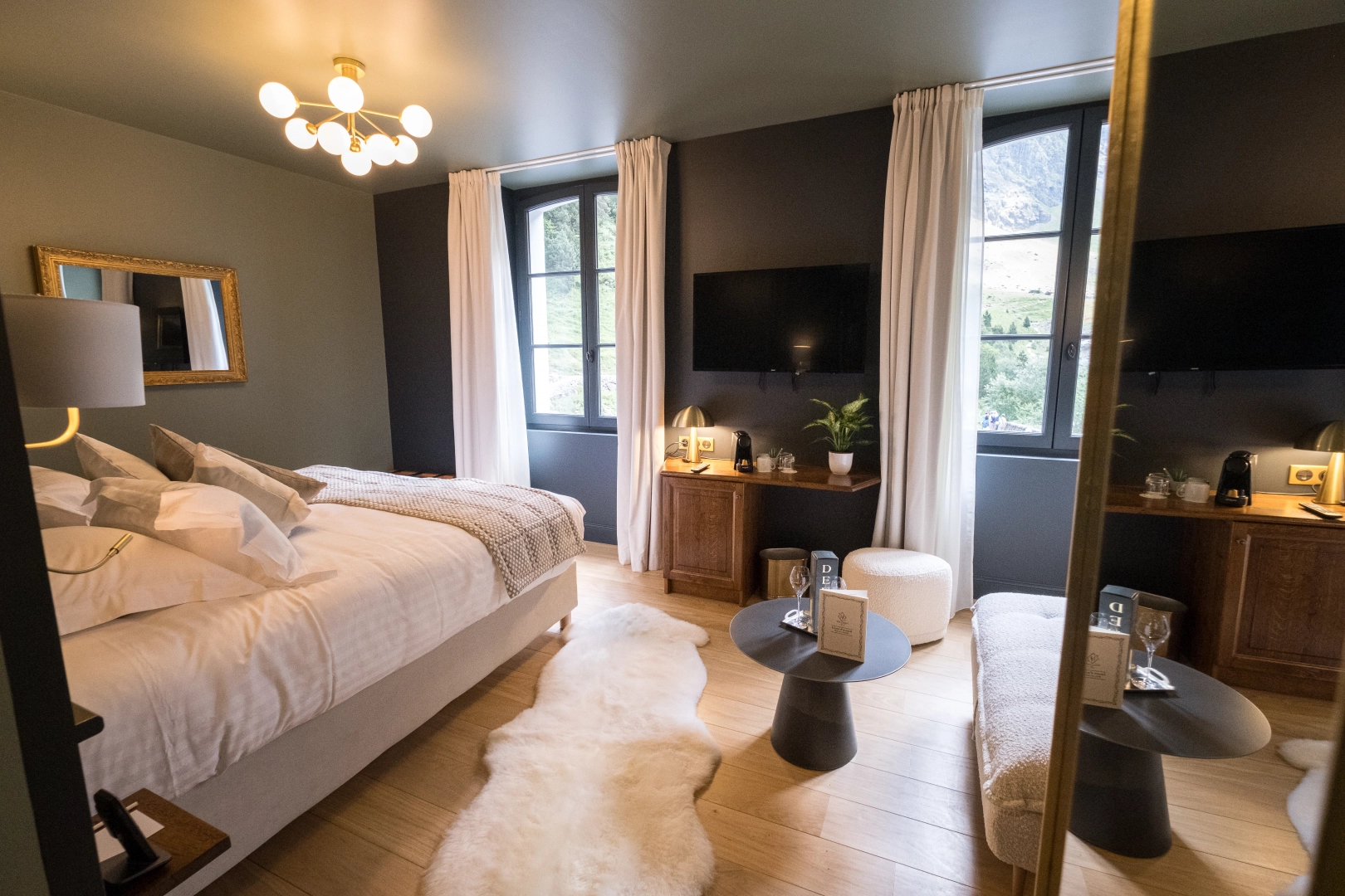 Chambre hôtel Cirque et Cascade