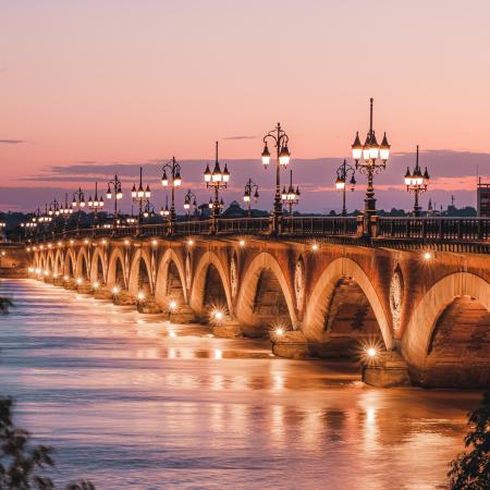 Pont de pierre à Bordeaux