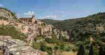 Minerve AdobeStock