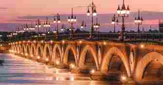 Pont de pierre à Bordeaux