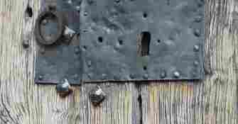 Détail serrure Guara